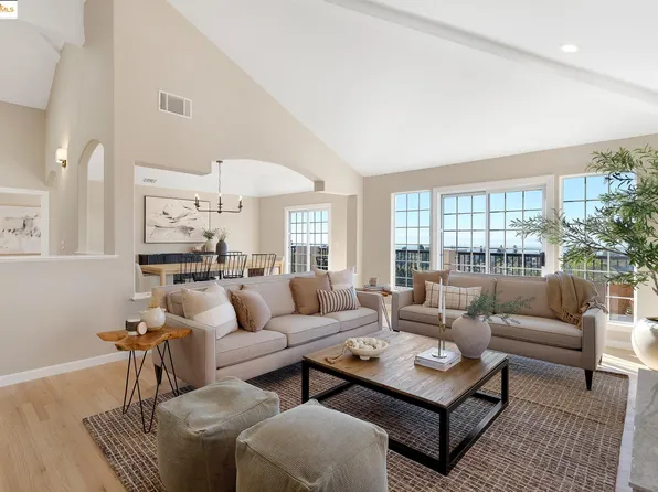 4230 Terrabella Way, Oakland, CA 94619