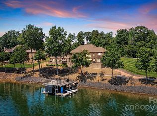 4202 54th Ave NE, Hickory, NC 28601