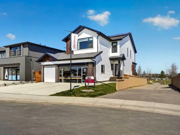 51 S Miners Rd W, Lethbridge, AB T1J 5W6