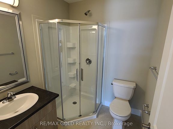 5th image of 177 Edgevalley Rd #152