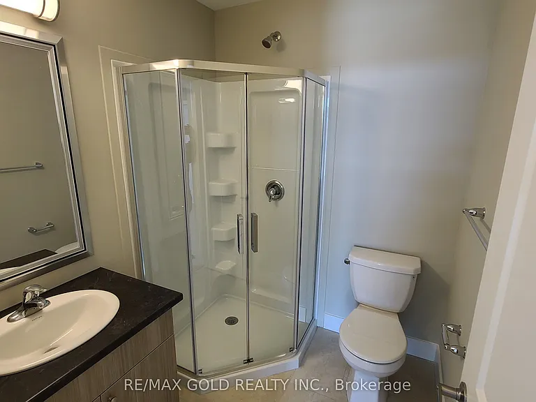 177 Edgevalley Rd #152 — Photo 6