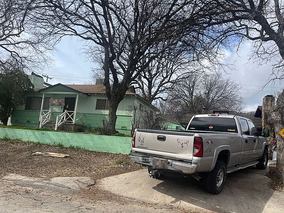 2nd image of 117 Clara Dr