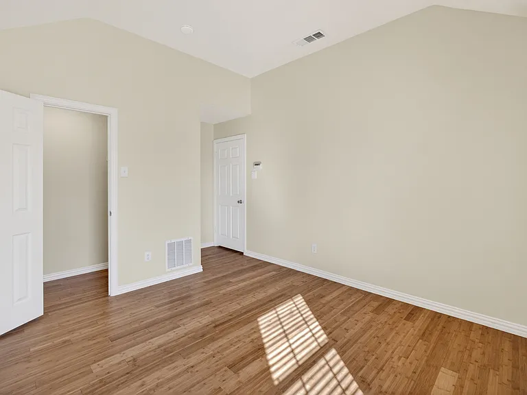 2616 Cove Dr — Photo 25