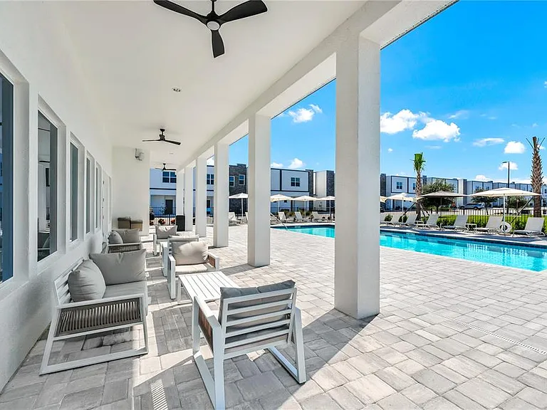 395 Famagusta Dr — Photo 35