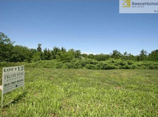 9733 Sunset Cir, Lenexa, KS 66220