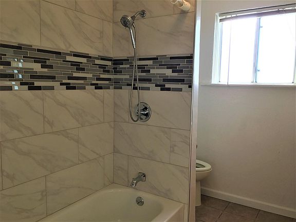 5th image of 1225 W San Carlos St
