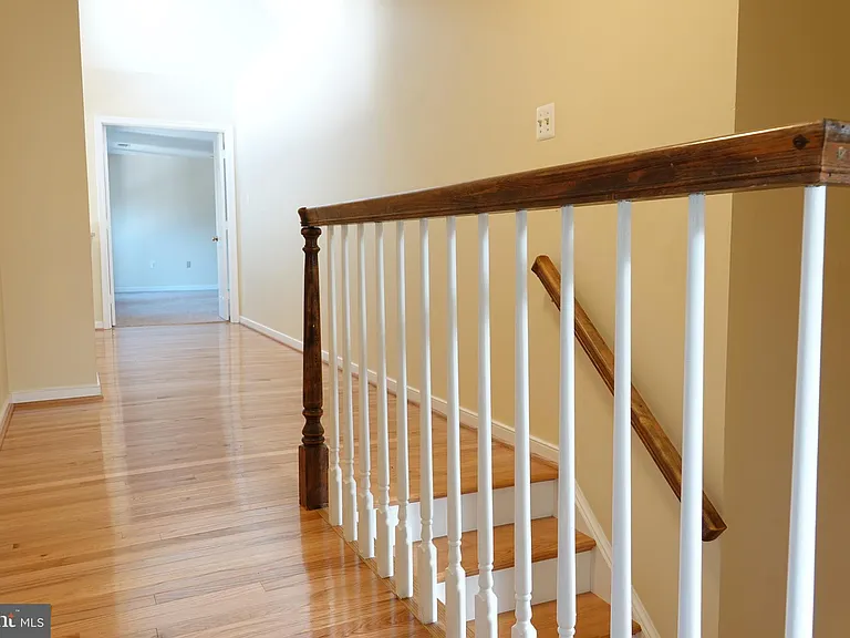10295 Dunn Meadow Rd — Photo 24