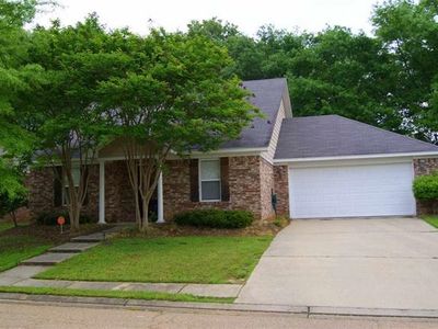 146 Basswood Cir, Brandon, MS, 39047
