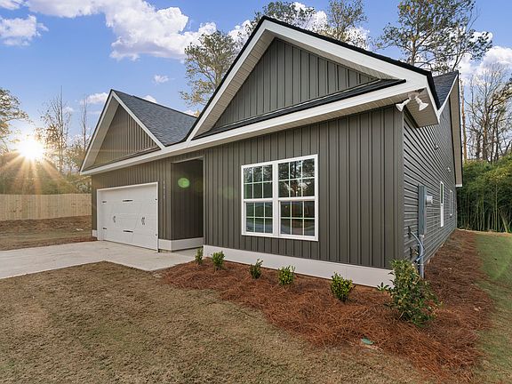 7th image of this home