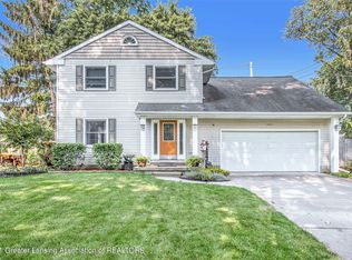 1441 Maycroft Rd, Lansing, MI 48917