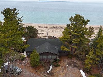 5864 Passage View Rd, Glen Arbor, MI, 49636