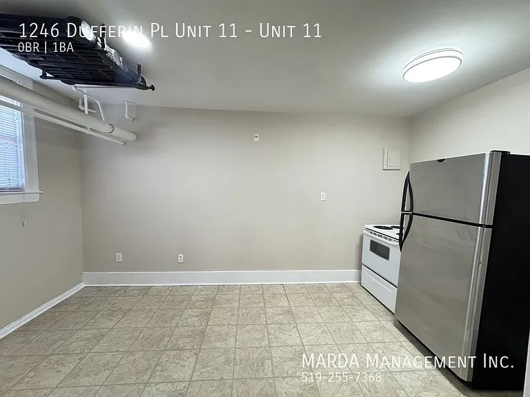 1246 Dufferin Pl #11 — Photo 11