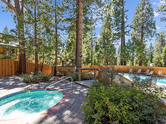 3rd image of 1300 Regency Way #70