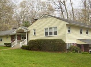 183 Old Buckeye Rd, Buckeye, WV 24924