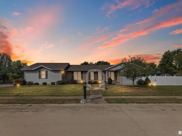 628 Tracy Ter, Centralia, IL 62801