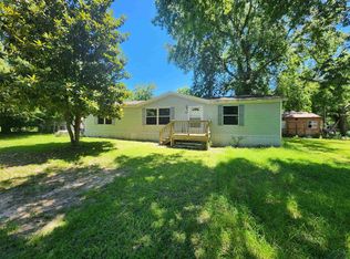 465 Fowler Dr, Waskom, TX 75692