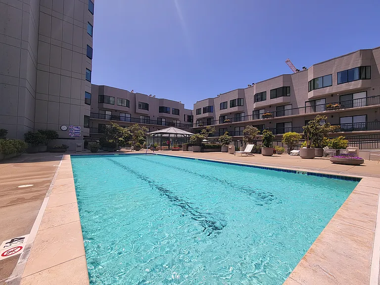 601 Van Ness Ave #211 — Photo 20