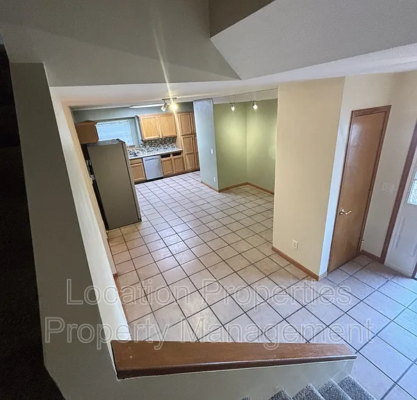 4963 Stoneback Dr W — Photo 6