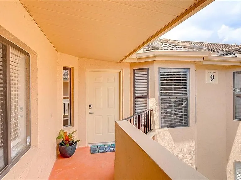 7863 Sugar View Ct #7863 — Photo 2