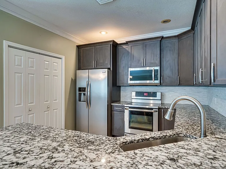 3822 Indigo Cir — Photo 14