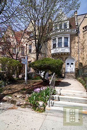 1st image of 213 E Prospect Ave