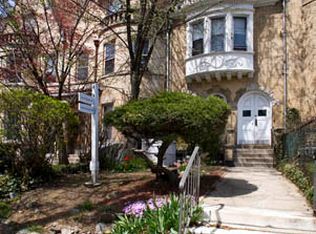 213 E Prospect Ave, Mount Vernon, NY 10550