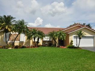 6300 Sedgewyck Cir W, Davie, FL 33331