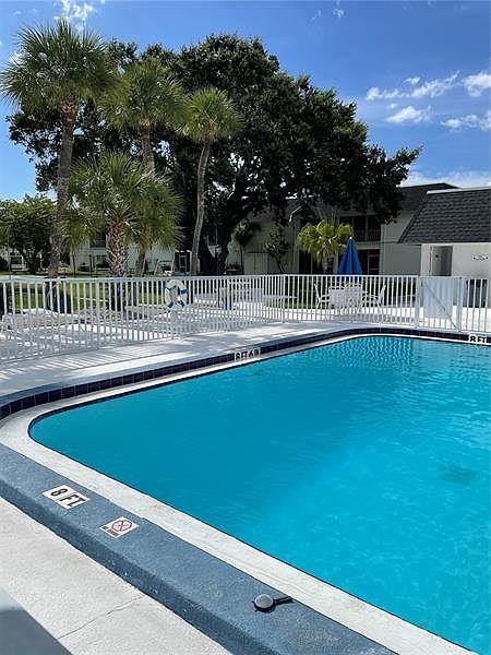 1st image of 204 47th Avenue Dr W APT 323