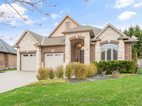 9 Brondis Ln, Pelham, ON L0S 1E5