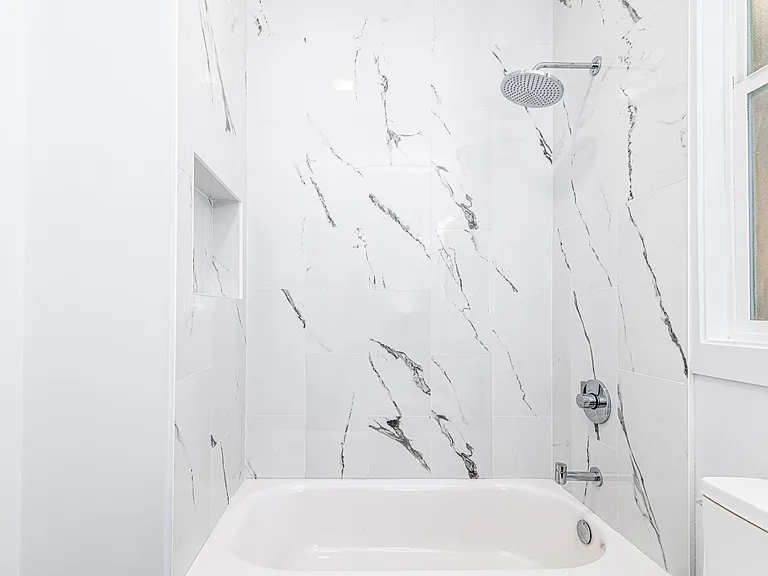 1555 Hyde St #5 — Photo 11