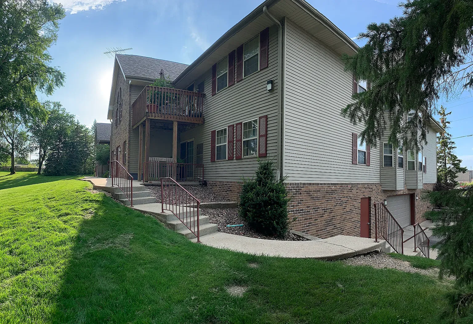 Shady Brook — Photo 2