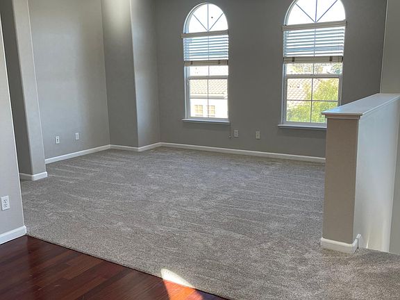 2nd image of 3445 Vittoria Pl Unit 2