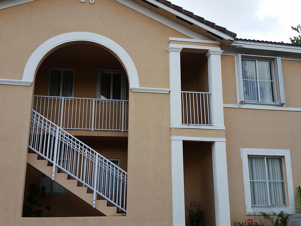 1st image of 17600 NW 73rd Ave #220
