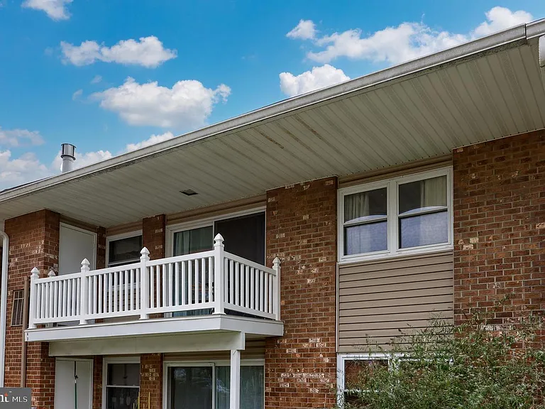 2914 State Hill Rd #D4 — Photo 2