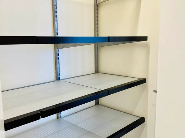 305 East 63rd Street image 7 of 24