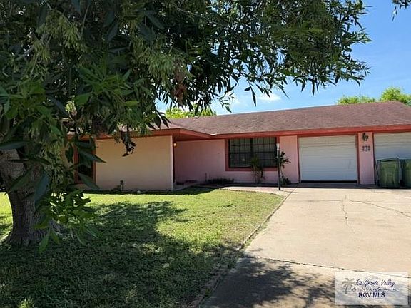 2nd image of 18 Lakeview Ln