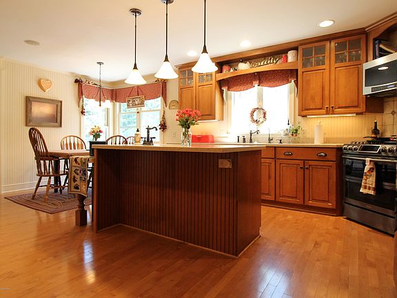 4th image of 5452 Sundowner Dr