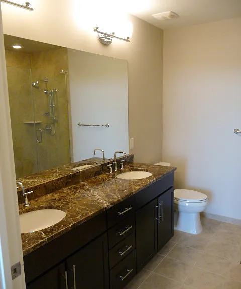 140 W Franklin St #506 — Photo 6