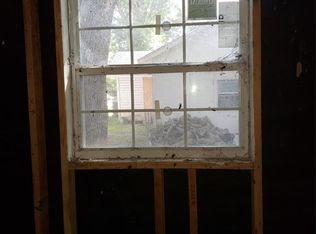 110 Huisache St, Lake Jackson, TX 77566