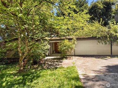 806 101st Avenue SE, Bellevue, WA, 98004