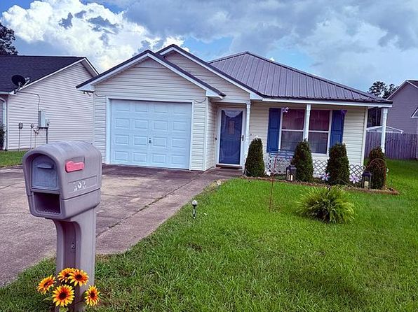 303 Autumnwood Dr
