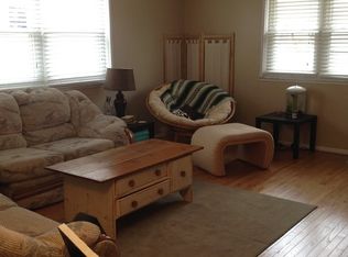 1518 S 3rd Ave, Upland, IN 46989