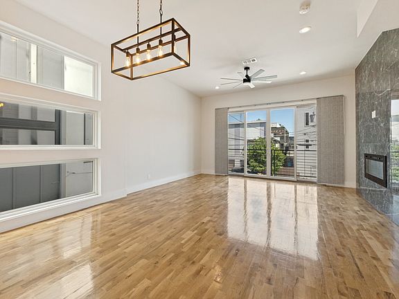 3rd image of 4119 Munger Ave