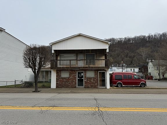5th image of 800 Main St