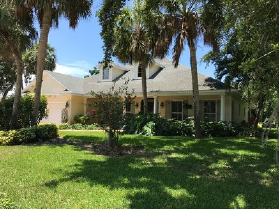 1st image of 615 Iris Ln