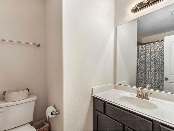 5th image of 17323 Stonehedge Dr
