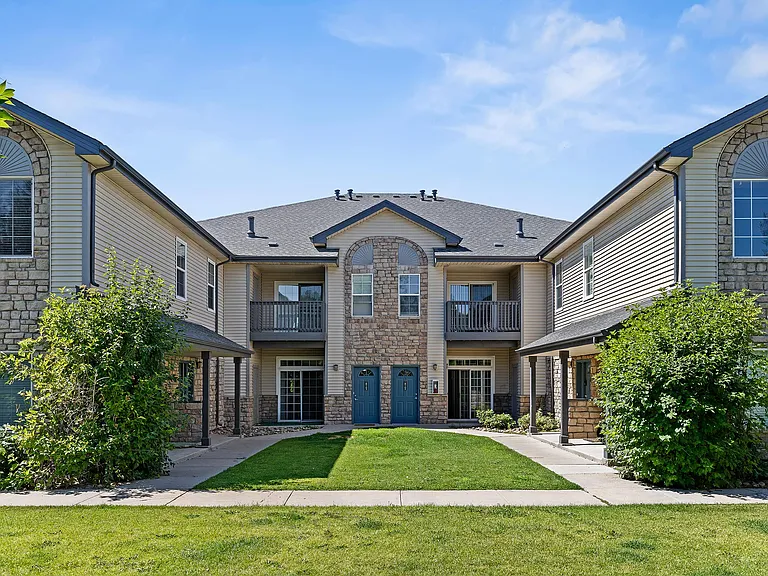 Alder Peak Townhomes — Photo 40