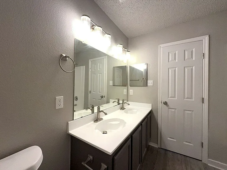 3952 Golden Horn Ln — Photo 10