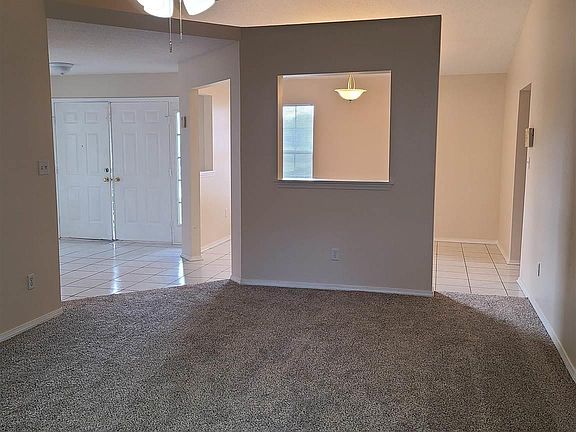 3rd image of 128 Mirabelle Cir