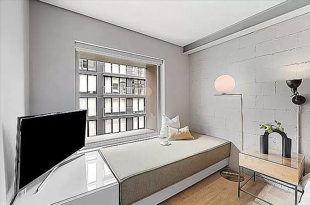 1st image of 119 Orchard St #33